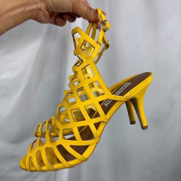 Steve Madden yellow caged heels size 8.5 - Picture 4 of 9